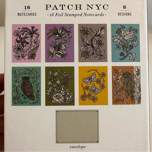 Patch NYC Foil Stamped Notecards Box of 16 - Picture 4 of 6